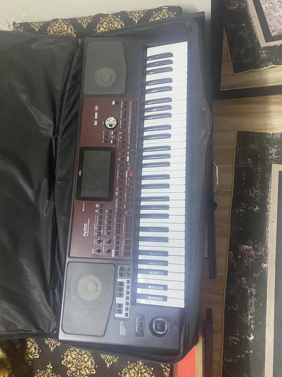 سلام كليم. من رخصت الادمن. عندي جهاز 700paشرط مامفتوح برامج فول وياجنطه ستاند جهاز اخوجديد 10قفل مكاني كركوك هذا رقمي لاستفسار ***********
