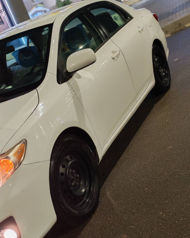 السلام عليكم كورلا موديل  2013 كندي بدون اي ضربه بس ربع صبغ بونيت گايم وصبغ صندوق گايم بي اربع مكانات بارد اربعتهوم ميصر شبرين بشرط گير محرك تبرديت تدفئه كله عل بلادي مامفتوح برغي بطاقه بنزين سعر130 مجال اذاشراي خابر....رقم هاتف *********** كركوك, العراق
