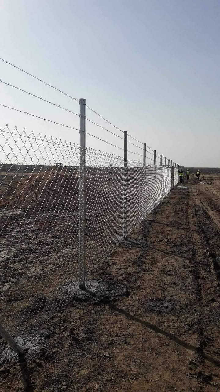تعلن شركتنا عن استعدادها لعمل وتنصيب اسيجة BRC بكافة أنواعه باسعار مناسبه تبدأ من 5 آلاف إلى 10 آلاف حسب التفاصيل المطلوبه ومستعدون لعمل وتجهيز مشاريع الدوله على وفق سمك السيم وقياسات الفتحه بين السيم والآخر في اللفه شغل درجه اولى وفق التفاصيل التاليه
1-المسافه بين الاعمده 3 متر سمك السيم 3 ملم
2-المسافه بين الاعمده 3 متر سمك السيم 2.9 ملم
3-المسافه بين الاعمده 3.5 متر سمك السيم 3 مل
هناك تفاصيل كثير اتصل بنا على الارقام التاليه ونشرح لكم التفاصيل كاملة
   ***********   واتساب
   ***********   وانساب
