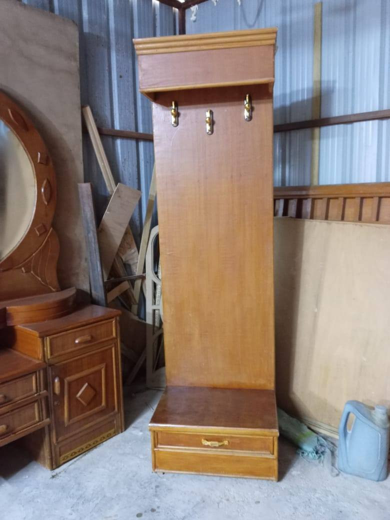 سلام 👋غرفه نوم للبيع السعر 600 بيه مجال الشراي مكان حي الحكيم كوت اتصل ***********
