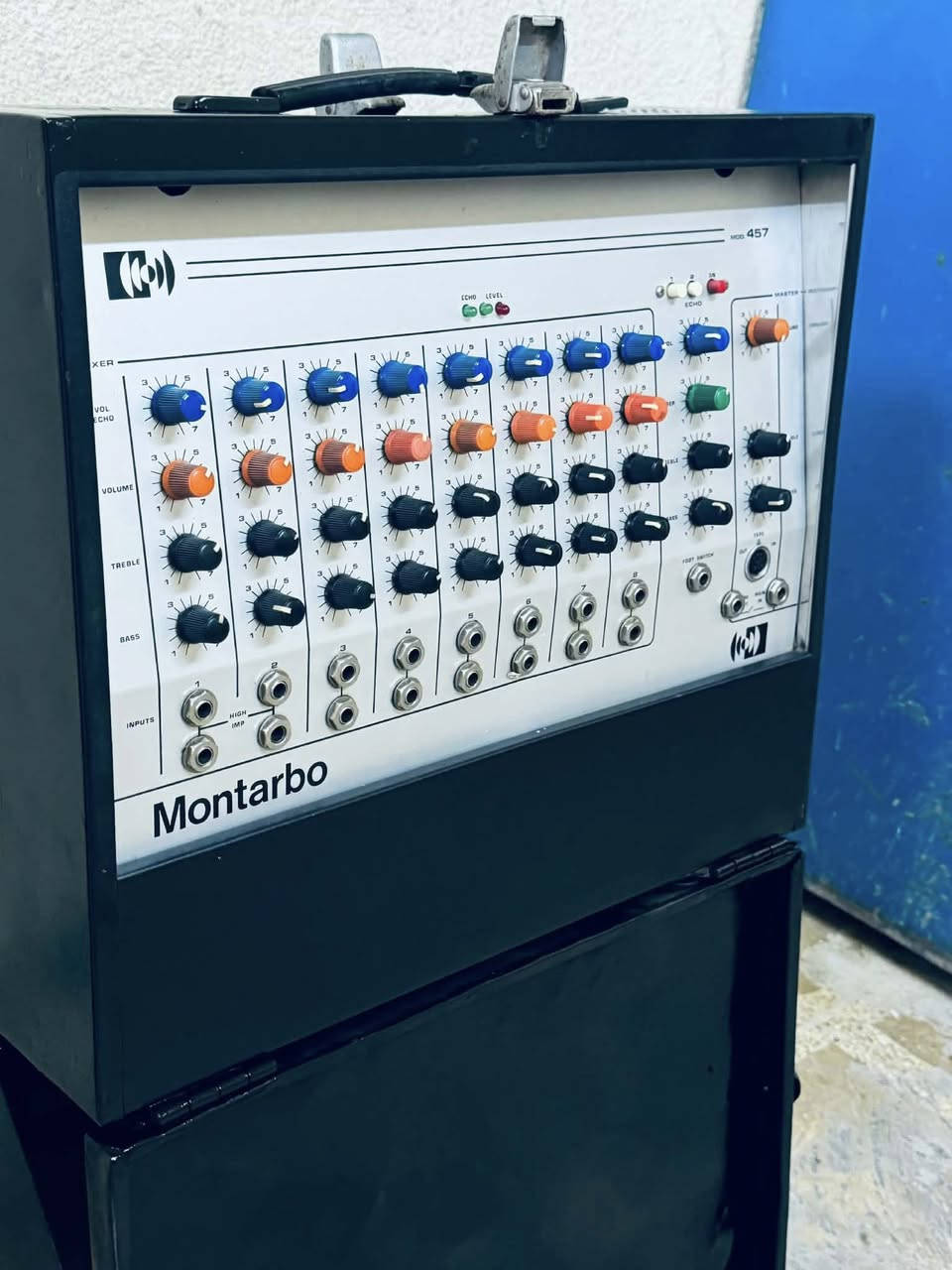 مكسر صوت مونتاربو اصلي ايطالي  شغال نضامي كله وضع شركة بلادي


**إذا كنت صاحب هذا الإعلان وتريد حذفه لأي سبب، رجاءا أرسل رسالة إلى الدعم الفني**