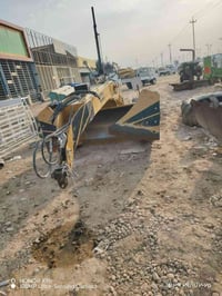 ليزر لبيع 4متر فارمر  موديل 2024 مع جهاز ابو التصليطه مع بطاريات عدد 2...