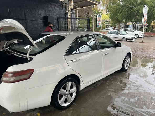 سلام و عليكوم كامري خليجي ٢٠١١ كير محرك بشرط ما مفتوح سنويه رقم جديد كود بانزين موجود سياره جاهز بيها نص باب سكن سبغ و باب وره سكن نص سبغ بدون دواخل بدون ايرباك شراي خابر ***********
