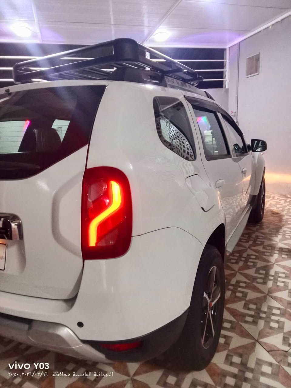 السلام عليكم ورحمه الله 
رينو داستر موديل 2018 SE
رقم بابل دولي سنويه لغايه 2031
السيارهفي حاله الوكاله جديده جدا 
محرك  CC2000 بحاله الوكاله 
كير ميكانيكي بحاله الوكاله
المسافه المقطوعه 114الف كيلو متر 
تبريد ثلج-تدفأ
السياره عليها تخم تاير +ويل كب قبل ثلاثه ايام نشدن 
كزوز كاربون رياضي 
عليها سيبايه المنيوم سوداء 
حمام جديد للسياره وارضيات جدد 
السعر المطلوب 100 مع المجال البسيط جدا 
مكان السيارة :الديوانيه 
***********
