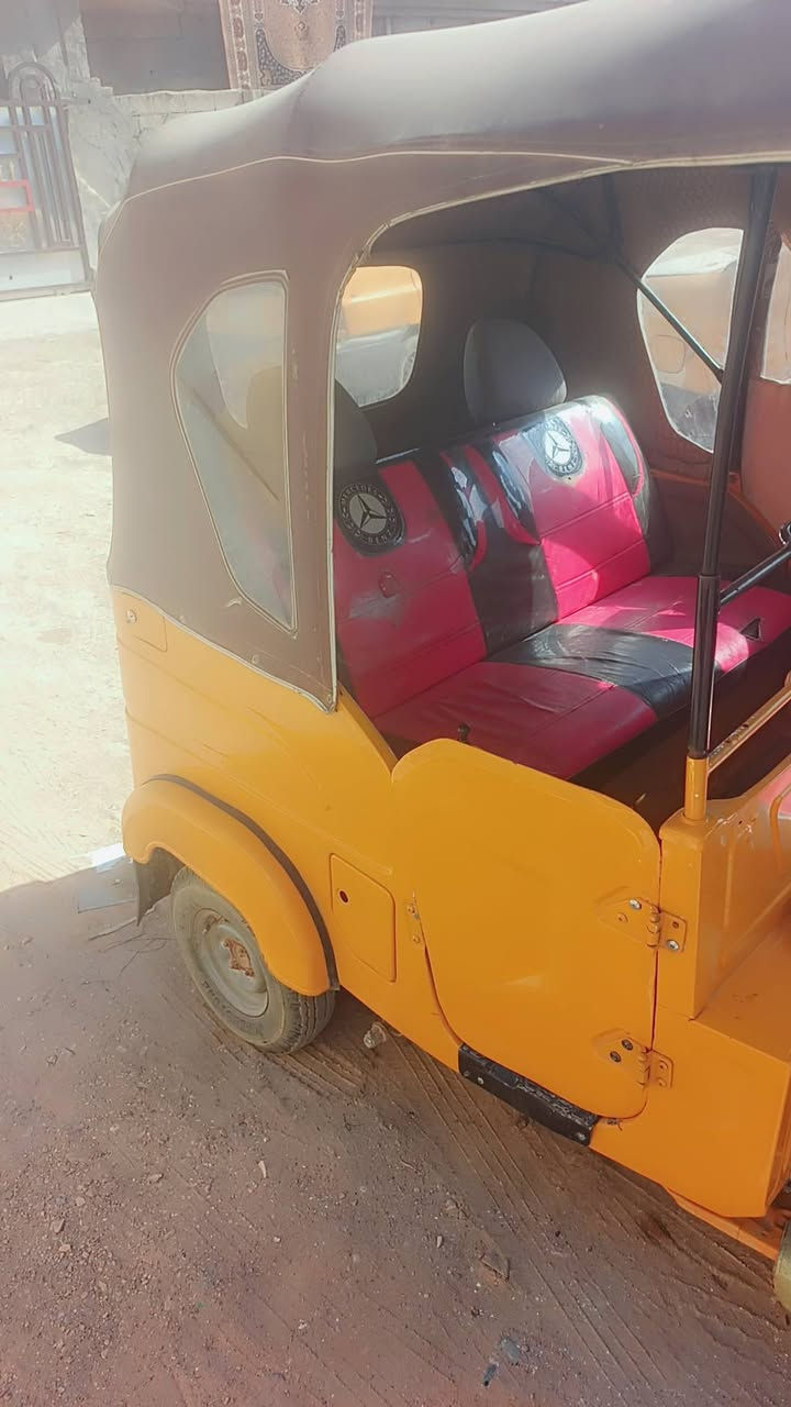 السلام وعليكم تكتك حلوه يرادلها شويه ترتيب موديل 21بس بل سنوبه تقره 2020شهر 11امبدل ببها بوش وبستم وبيها طخه بصيطه يم الهندر ومسوينها المكان جسر ديالئ الجديد السعر 6 و 700 السفسار ‏‪***********‬‏
