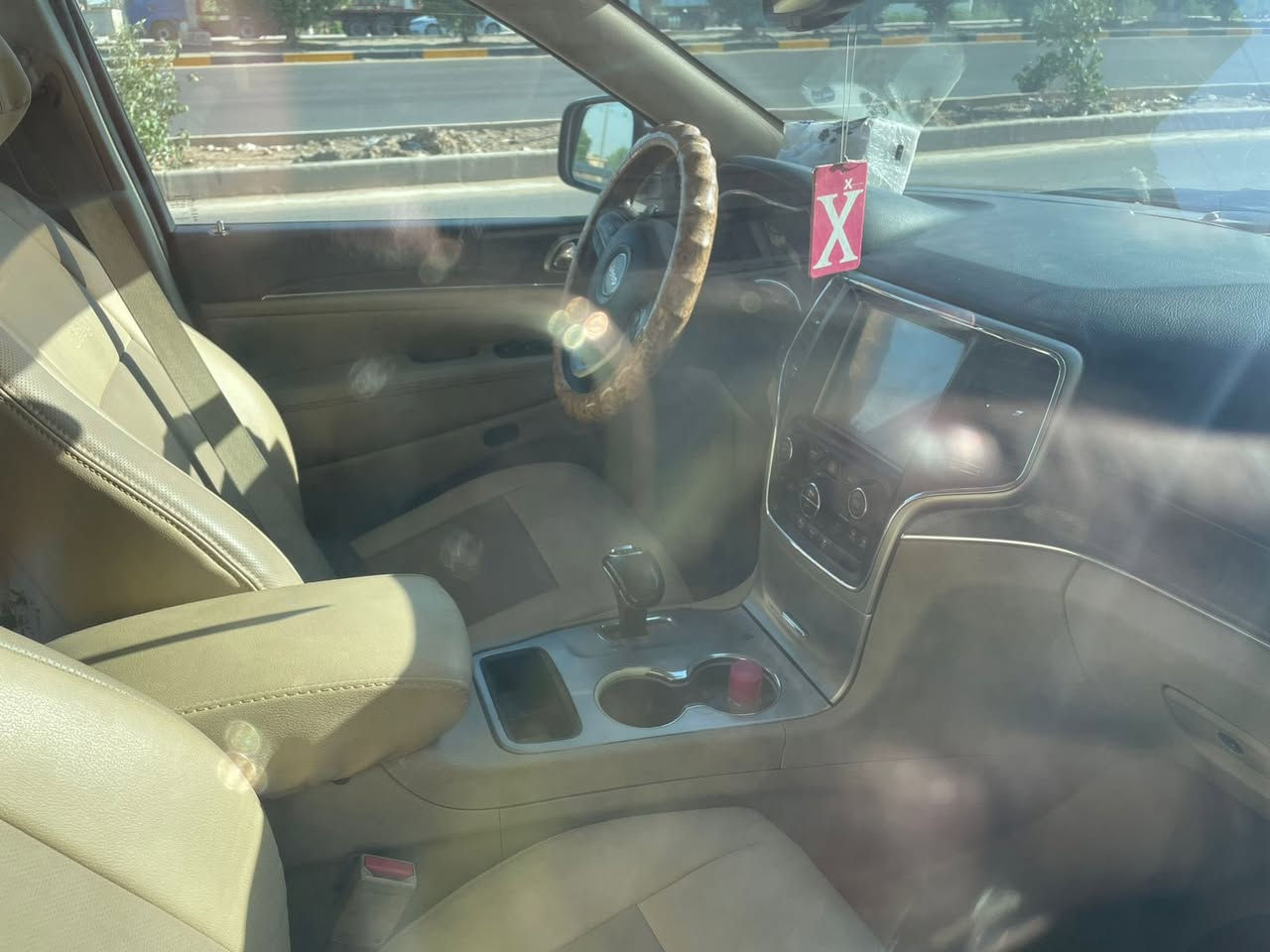 جيب للبيع 2014 شيروكي
فول مواصفات واحد على واحد 
السونار مالها موجود 
السعر 180 وبيها مجال 
المكان كربلاء 
رقم الهاتف ***********
