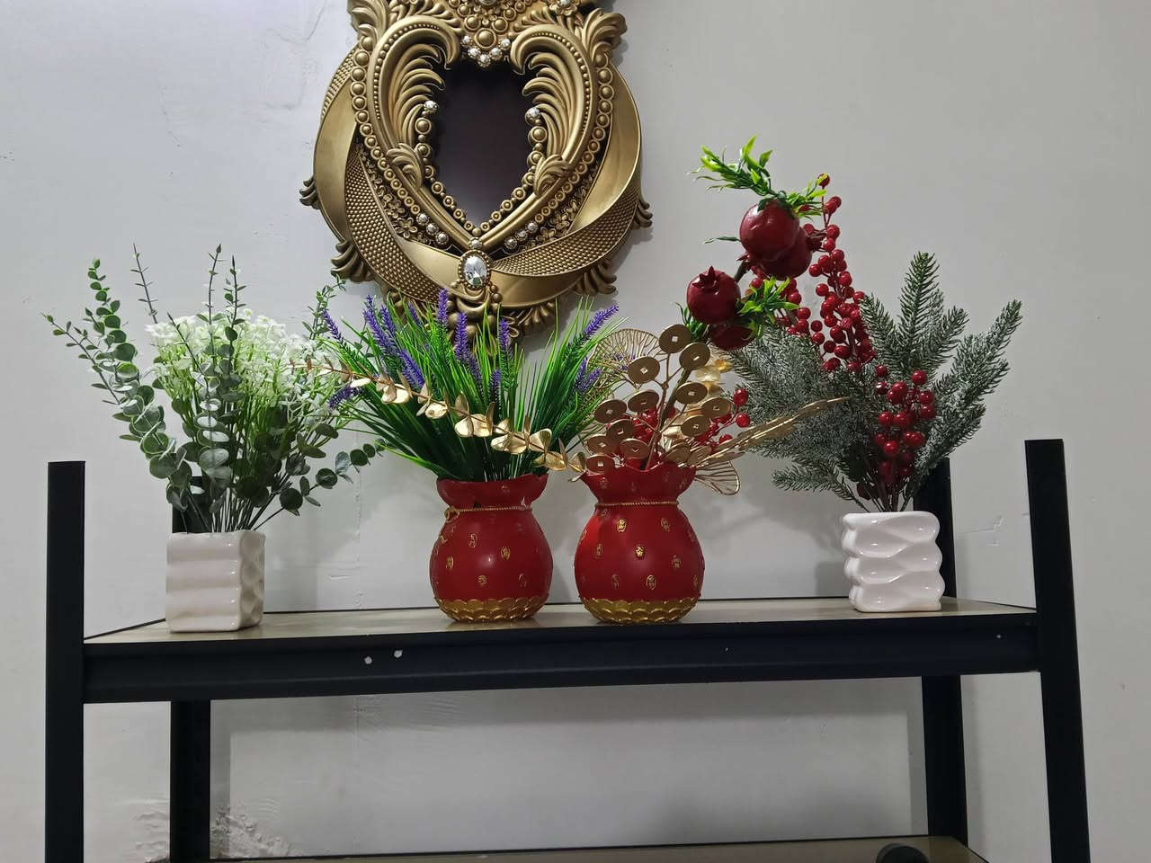 السلام عليكم شباب أغراض منزلية وحدائق ايباد تيلسكوب ورد اغصان كرسي هزاز كرسي كيمنك كلشي بلصور موجود باسعار مناسبة الشراي يتواصل ***********
