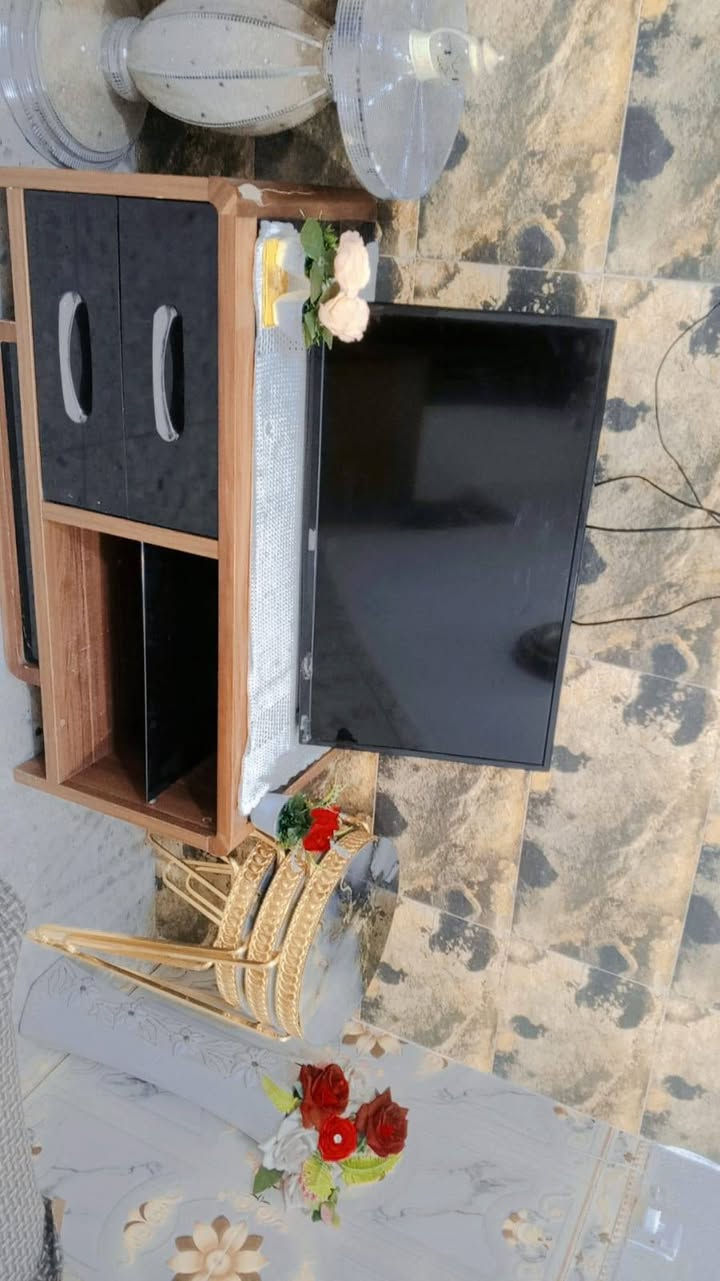 السلام عليكم غراض بيت لبيع كلمن وسعرة ***********
