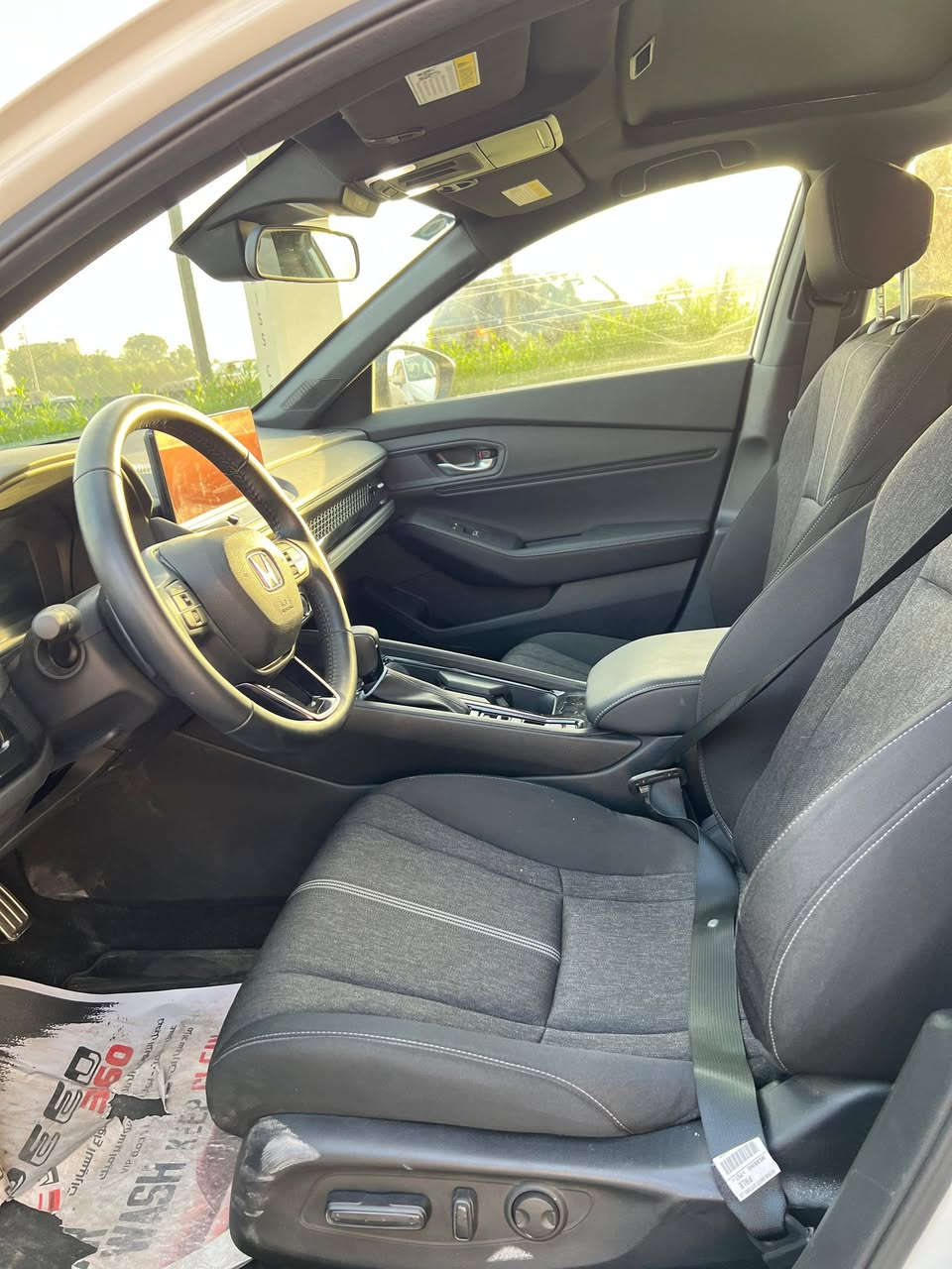 HONDA ACORD 
هوندا اكورد ياباني 
موديل 2024 سبورت 
عداد المسافة. 16 الف ميل فقط 
حادث . ( تبديل بنيد فقط بدون دواخل . شاصي سليم ) 
محرك ٢٠٠٠ هايبرد 
رقم بغداد 
راسلني ادزلك صور حادث وتفاصيل 
***********
