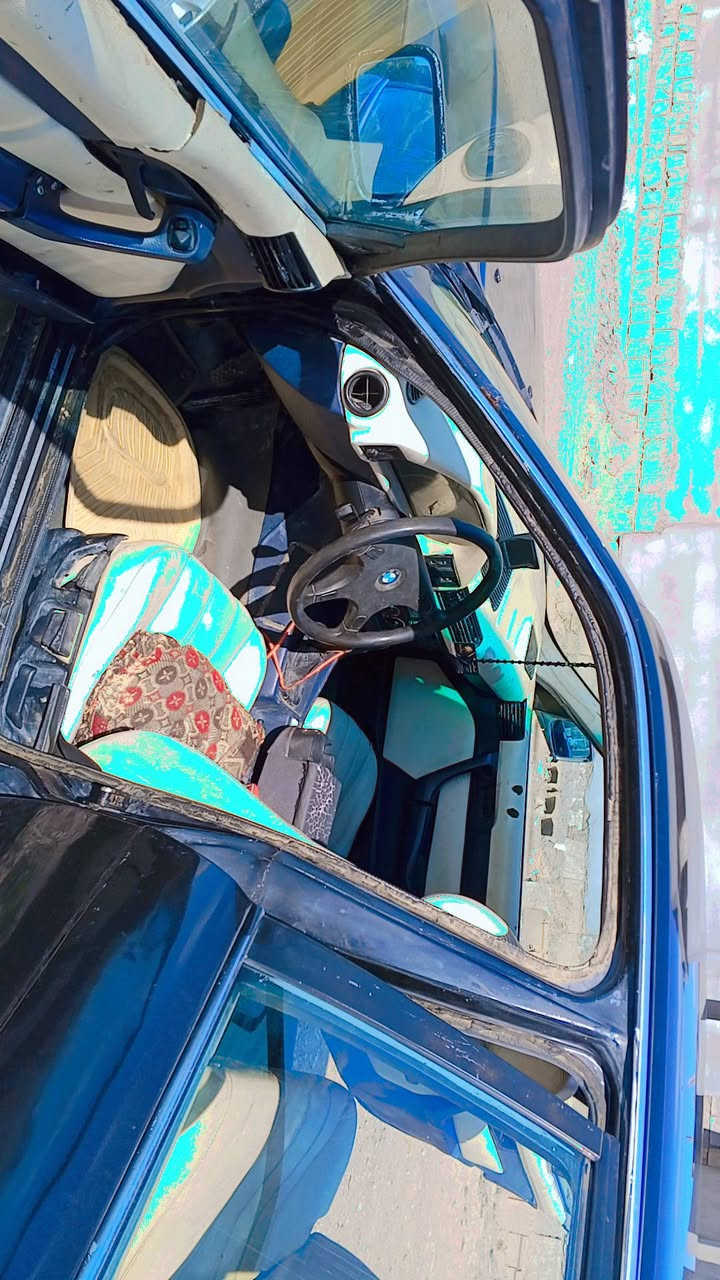 بيم رقم صلاح الدين انكليوي حجم535موديل 93مكينه كبس كيرعادي بيهه كوبونه مال بانزين سعر40اوبي مجال مكاني كركوك الرقم ***********سنويه اله2030بسمي
