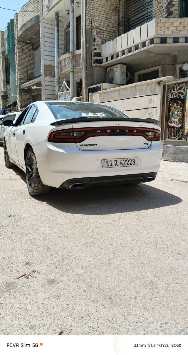 سلام عليكم جارجر 2017 ارتي ماكس  فول بيه منضومه غاز جديده شاده بعدهه بل ضمان  سياره خير من الله حادثه دعاميه خلفيه صبغ وبدنه خلفيه سرقه وبيه شبر بل باب الخلف الصدر بارد ممصلح  مكينه كير صدر مكفولات مكاني بغداد الدوره ***********/***********
