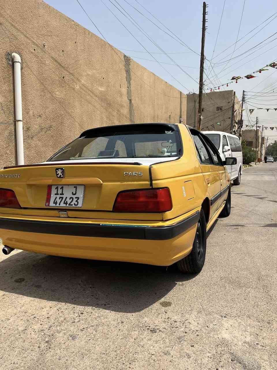 السلام عليكم..بيجو بارس ٢٠١٥ رقم بغداد انكليزي بأسمي السيارة كاملة بدون نقص تبريد ثلج كير مكينة مكفول شاشة كاربلي دوشمة جديدة صدر امامي خلفي تخم تاير وويل كله جديد كلج جديد  
بيها ضربة صندوك السعر ٤١ بيها مجال
للأستفسار ***********☎️
العنوان بغداد
