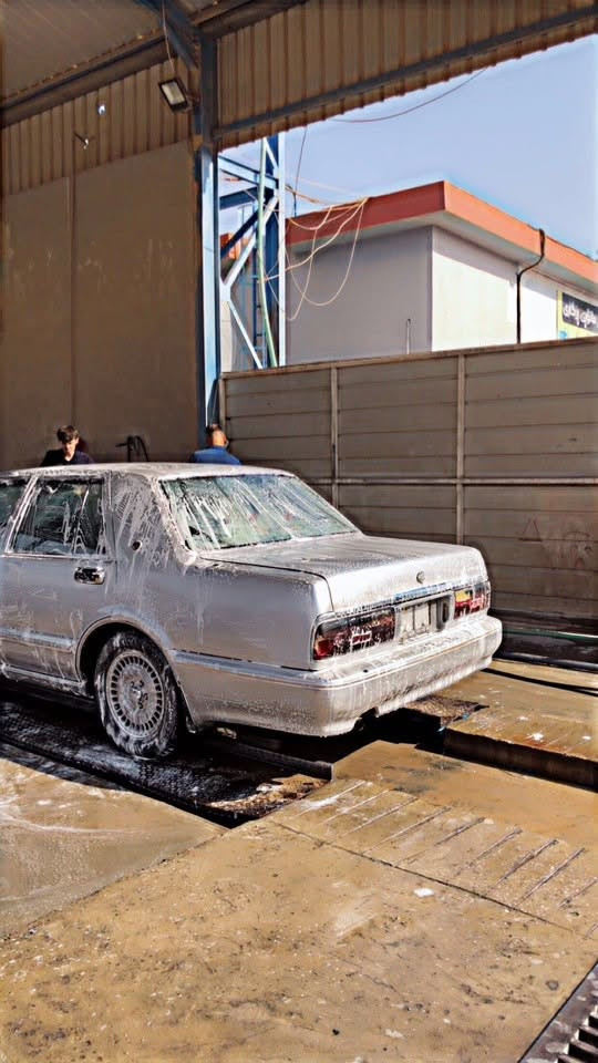 نیسان سدریک 2001 بۆ فڕۆشتن گێڕو مەکینە ئەکسل بەشەرت دوکەڵ بە شەرت پێشی سي پارچه له سه ر كال بوونه وه هەیە سەیارەکە یەک دینار مەسرەفی نییە تەبریت لەسەر سویچ کارەبای هەمووی ئیشەکا  ناوی زۆر جوان ماوەتەوە  ماشاء الله  سەیارەکە هەیکەلی زۆر جوانە سەنەوی بەسەر چووە سعری 30 گەڵاو  ***********معامەلەیەکی برایانە
