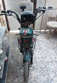 دراجة شحن للبيع بغداد حي الجهاد ت 07738357147 كامله وشغاله