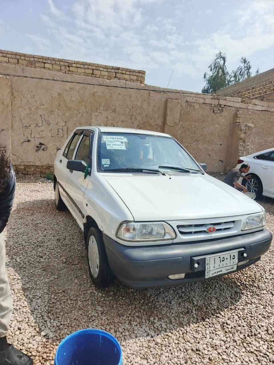 السلام عليكم سياره سايبه
للبيع كفاله السياره حلوه خير من الله كله جديد 
مديل 2017 حداديه جديده مكينه جديده 
تخم تاير مكفوله من الصيغ والمعجون والتبديل 
المكان الدوانيه غماس 
السعر 43 وبيها مجال 
الاتصال ***********
