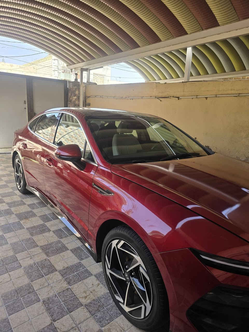 السلام عليكم
سوناتا ٢٤ فول مواصفات
سياره مكفوله بيها كلير من امريكا فقط
رقم قادسيه شهداء
السعر ١٨٥
***********
