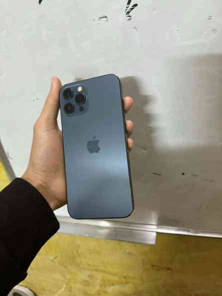 12برو ماكس جهاز بلادي ما مبدل بي شي نضافه100/100 
ذاكره256
بطاريه76
جهاز تخطي خط ميتصل 
فيس إيدي متوقف 
اتصال كامرات كله فول فطر خفيف بل شاشه 
سعر الجهاز 235ألف فقط🫵
مكان رمادي الورار *********** للأتصال
