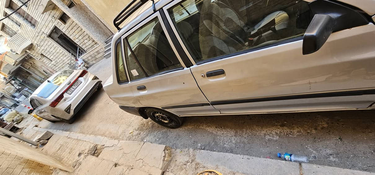 سايبه موديل ٢٠١٢ باسمي ابيع تحويل
سياره نضيفه خير من الله 
تبريد شغال ثلج 
المكينه خيط تبخير بس متنقص 
بيها طخه بجاملغ 
سعرها ٣٢ ورقه بيها مجال
مكاني امل كبر والغزلان بغداد
رقمي للتواصل ***********

