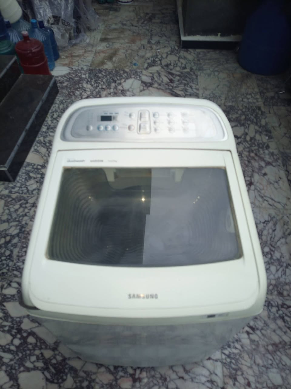 السلام عليكم
غساله  سامسونك اوتوماتيك للبيع  حجمه 13 kg 
الغساله شغاله برغي مامفتوح بيه الله شاهد 
سعره 300 وبيه مجال   مكاني كربلاء حي الحر 
***********
