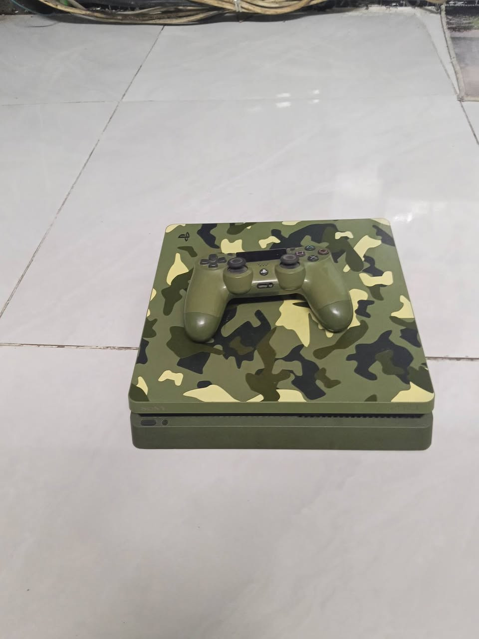 ابلي فور سلم نضافتة ثمانين بل مية
***********
