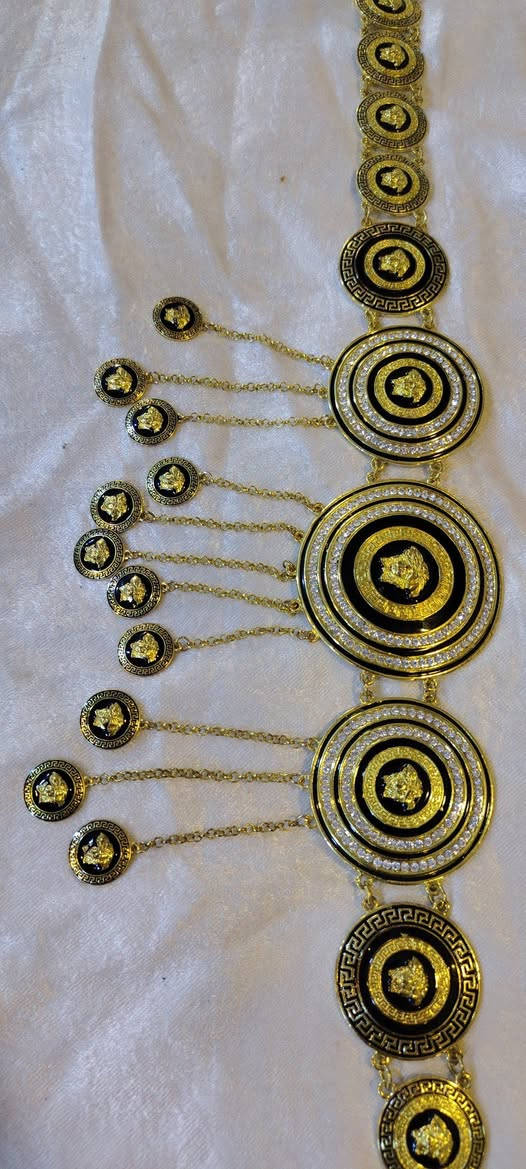 احزام فيرسزتشي  خاص للمنسبات السعر 25.  جنت مخذتة ب45 بس  هسة اضايقت عندي تسديد قصط


**إذا كنت صاحب هذا الإعلان وتريد حذفه لأي سبب، رجاءا أرسل رسالة إلى الدعم الفني**