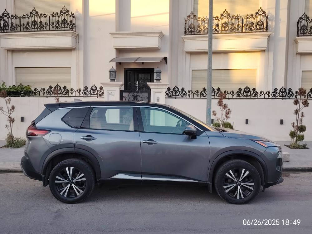 نیسان ڕۆگ 2021 4 پستن بێ ژۆرێ بێ ئێڕباگ دەرگای سایەق و دەرگای دوای سایە ق و چاملغی پشتەوەی سبوغە تکایە ئە گەر مشتەری نی تەلە فۆن مە کە مەجالە کی کە می تێدایە 
0750 484 9924 أربيل, العراق
