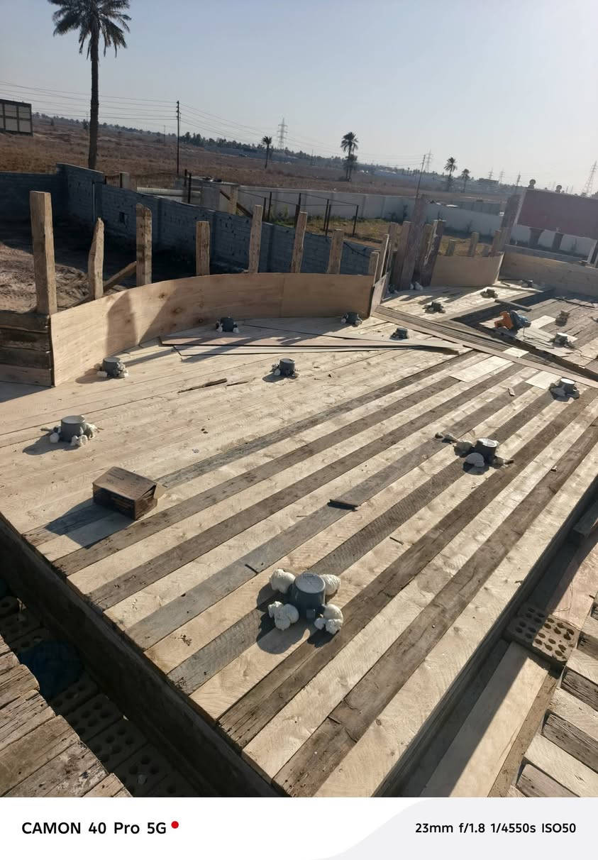 سلام عليكم غالب للبيع مساحه 350 متر
موجود بغداد دوره رقم تليفون واتس وتصال ***********
