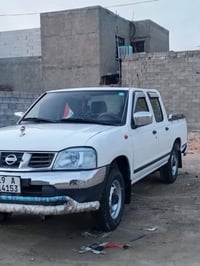 نيسان ٢٠١٤ • ماشي ٢٩٠٠٠٠ • مكينة وكير مضمونه