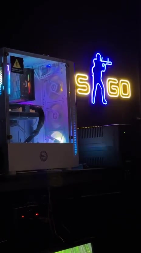 السلام عليكم
PC للبيع كامل ملحقات

    CPU: Intel Core i5-12400F
GPU: ASUS Dual GeForce RTX 4060 8GB
RAM: 16GB (2×8GB) Target
Motherboard: MSI H610M
Power Supply: MASS 650W
CPU Cooler: DeepCool AG400
Case: Galax White Edition
Storage: Target M.2 NVMe SSD 1TB
Monitor: MASS 24” IPS, 165Hz, 1m

تجي كاملة مكملة
كيبورد كيمينك ميكانيكي و ماوس كيمينك و سماعات محيطيه مالكيمينك 
شاشة و UPS 
اضافة للكيس 

(ملاحظة ابيع القطع كاملة ما ابيع جزء)

الجهاز جديد الله يشهد و استعمال قليل كلش و بي ضمان شرط تفحص و تتاكد براحتك 
السعر ١ و ٣٥٠ قفل

واتساب : ***********
كذلك الماسنجر موجود
