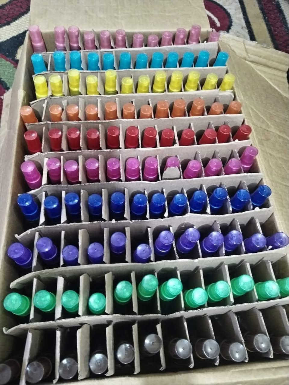 #تجهيز_جملة_فقط
- لأصحاب المحلات والمجمعات والكوزمتك:

🔸درزن عطور 12 قطعة بـ12 ألــف فقط !
كارتون 10 درزن 120 قطعة بـ 115 ألــف!

🔹 توصيل داخل الناصرية ٢,٠٠٠ دينار فقط.
 أقضية ونواحي الناصرية ٣,٥٠٠ الف.
ويوجد توصل لكافة المحافظات.

🔹ملاحظة: قبل لا تستلم الطلب، أفحص جودة العطور أمام المندوب، وإذا ما عجبك لا تستلمها وتوصيلها علينا.

🔹للتواصل واتساب:***********
