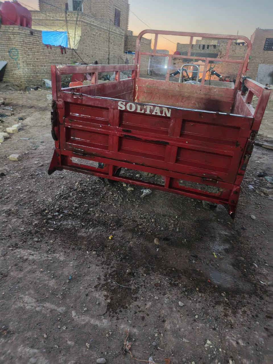 سلام عليكم ستوته لبيع بدون اوراق مكفوله عشاير سعره 750وبيه مجال ***********نتصل
