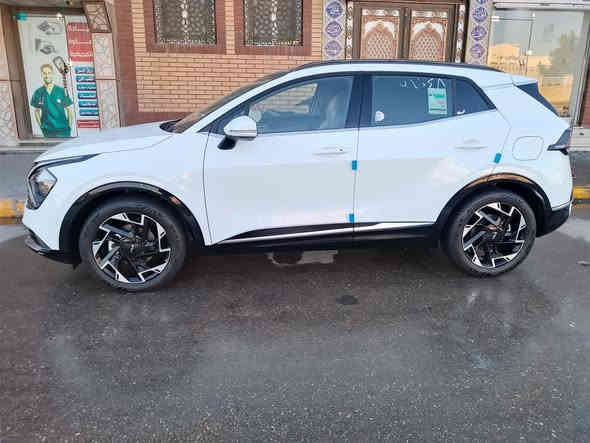 السلام عليكم شباب للبيع سبورتج موديل 2025 ماشيه14 الف وكالة الشركة الدولية العراقية ام الضمان
رقم بغداد (الدولي الجديد)
كت السيارة لماع ( بيانو بلاك)
مكفولة كفاله عامة
بنوراما 
بصمه تشغيل 
باب خلفي كهرباء 
كراسي كهرباء 
كراسي هيتر 
استيرن هيتر
مكينه 2000 دوش
هاند بريك بصمه
شاحن واير ليس 
شاشه ابل كار بلي 
اريل نفكيتر
كامره دواره
دشبول ايباد
قطعتين تبريد
حساس امامي وخلفي 
لايت زينون + LED
كشافات زينون
بكلايت LED
ويل كب 19
شفتات مقود
مثبت سرعه
نظام مانع الانزلاق 
نظام نزول منحدرات
نظام الايزو فكس
درايف مود SMART/SPORT/Eco/NORMAL
اشاير بل مري والمري قابله للطي
مخارج USB + مخرج كشن USB
تطعيم الدواخل المنيوم + اسود لماع 
السعر 248 وبيه مجال‭0785 268 1999‬
