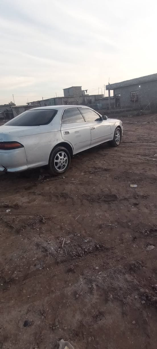 السلام عليكم مارك نفخر رقم نينوى شرط التحويل محرك ثنين ونص  شرط كير شرط سياره كاملة مال جناي
مكان الموصل ناحية ربيعة 
***********
السعر 25وبيها مجال
