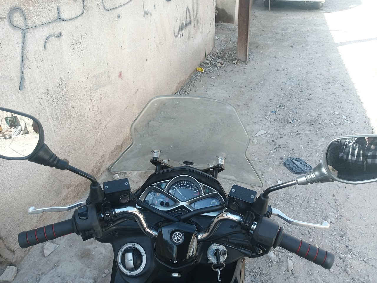 سلام عليكم خوان مرغصت مدير لكروب لمحترم دراجه ما جسته sلحديث ياباني كفاله عامه من كلشي محرك 155سيسي صالنصه كاربون فايبر جايه وياهه اصليه مكاني بلديات خابر وتدلل ***********
