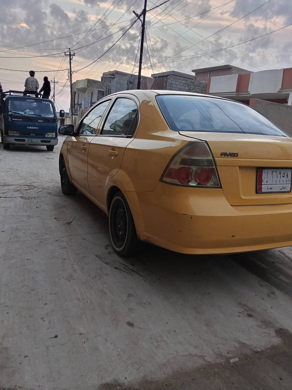 للبيع افيوو 2011 الشركه العامه مكينه استرا مكينه وكير شرط مبدل جاملغ امامي اليمين بدون دواخل والباقي شرط مكفول كابون بانزين بيها مشروع وطني سنويه 2029شرعي بالموصل تبريد تدفىه كلوو شغال للاتصال ***********
