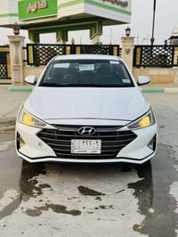 محرك 2000 • نص فول • تبديل واجهة