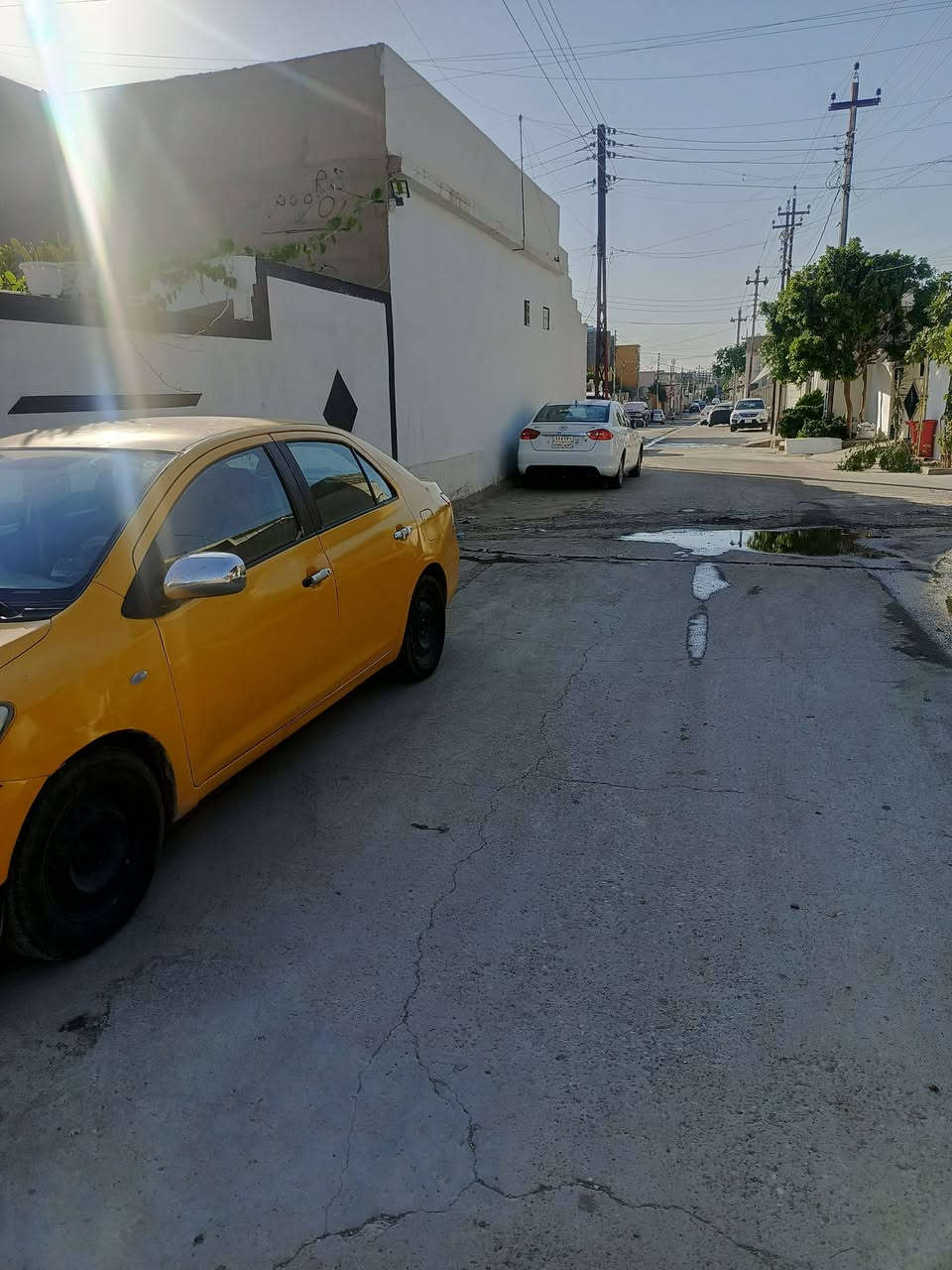 يارس للبيع موديل ٢٠٠٦ مشروع وطني سعر ٦٥    ***********
