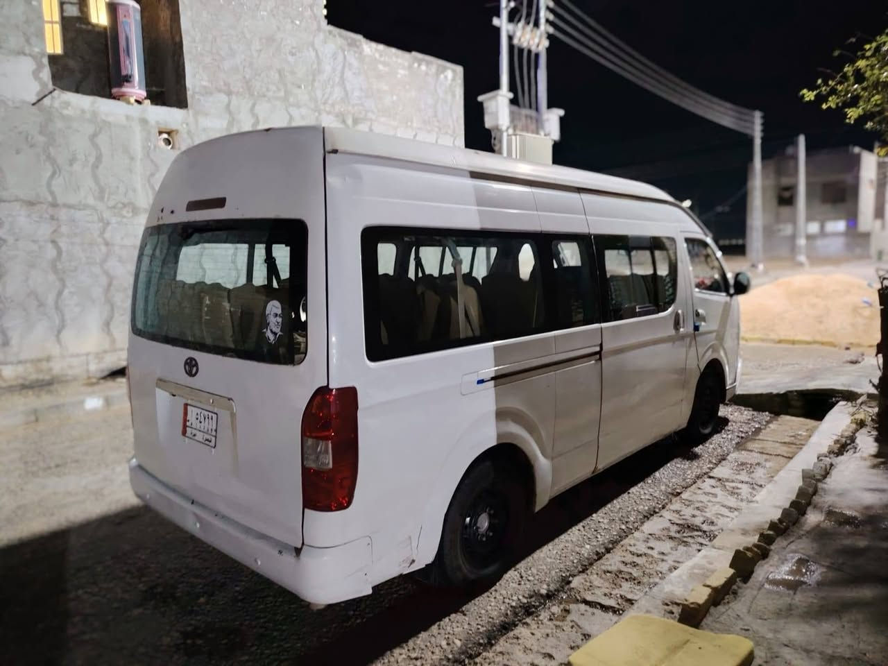 سلام عليكم سياره جنبي عالي موديل 2014 للبيع في ميسان مداور ثاني يوم سنويتها شهر 4 تسقط معمر دواير تعميرها مو شي مكينه جمره تخم تاير اكسن كير كفاله سعر 118 بيها مجال حك الجيه الاتصال ***********
