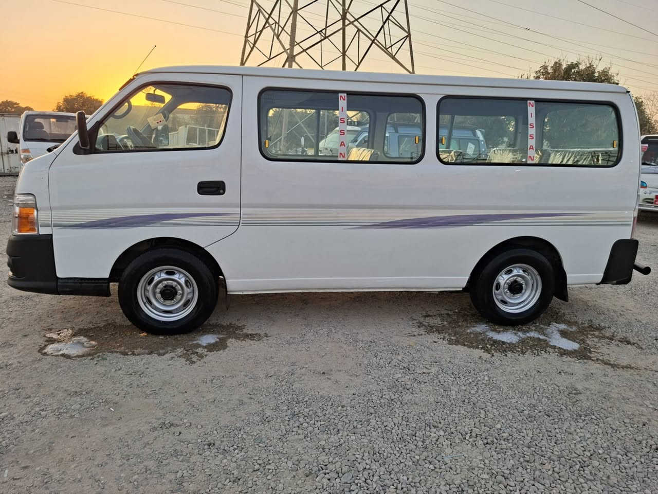 سلام عليكم نيسان اوفان لبيع سياره جاهزه كبل بجهاك لشارع بيه ضربه بس جوه شريط بل طويله شبرين فقط تبريد تتفئه وياء لسويج باب كهربائي دوشمه جديده شماليه سياره رقمه سليمانبه سعر 160 وبيه مجال رقم هاتف *********** ليسه متواجد عله فيس
