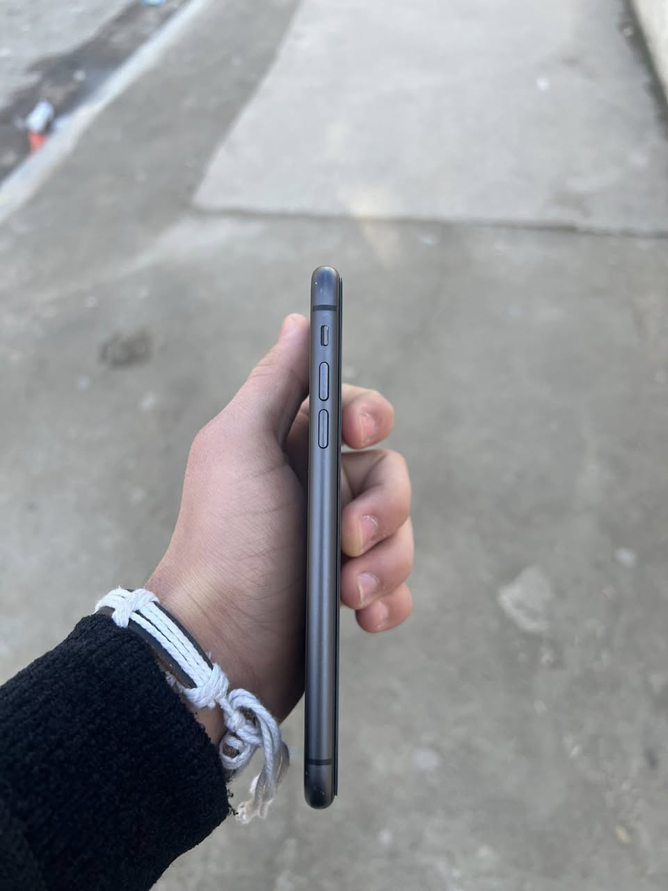 آيفون 11عادي
ذاكرة 64

بطارية73 

الجهاز بلادي نورمان 

ضد الماء 

السعر 230 وبي مجال بسيط 
خاص أو اتصال.
                                                                                             ***********
