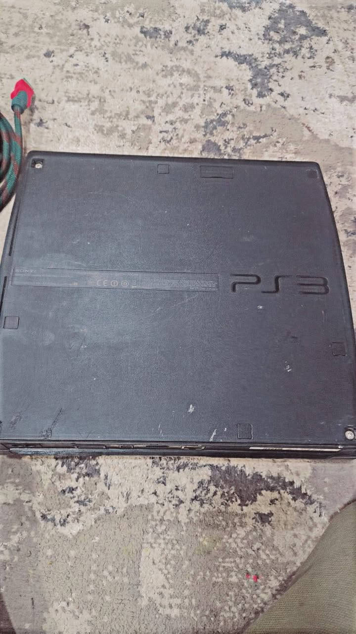 بلي 3كامل الملحقات سلم مهكر طالب كارت شاشة ماكني كربلاء السعر عل الخاص او الاتصال ***********
