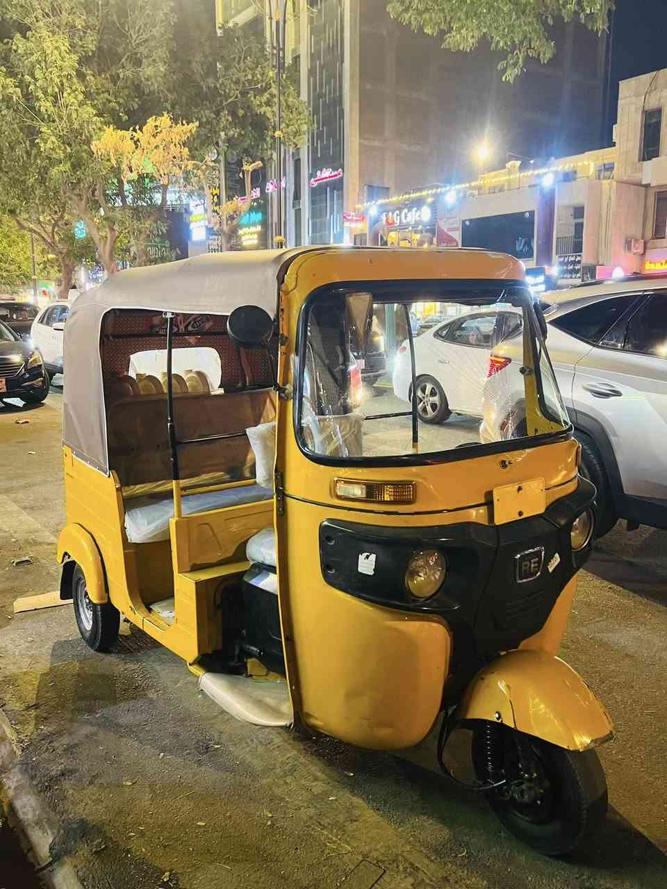 تكتك عشرين الى يوم لمكينه مشروكه شرك شركه بدون ضربه بس رادله تعديلات بسيطه رقم انكليزي تحويل ثاني يوم 
سعر ٦٤٠٠ وبيه مجال شي بسيط 
الرقم ***********
