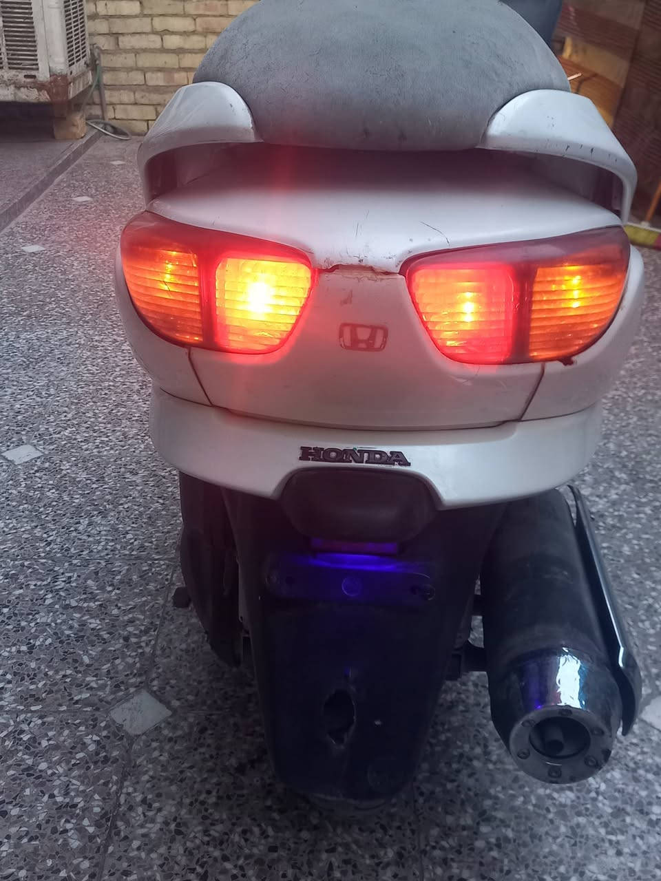 دراجه فورزه 8/0البيع ٥٥٠ الف دراجه نكره سالف مع بصمه   مكاني الشعب  ***********
