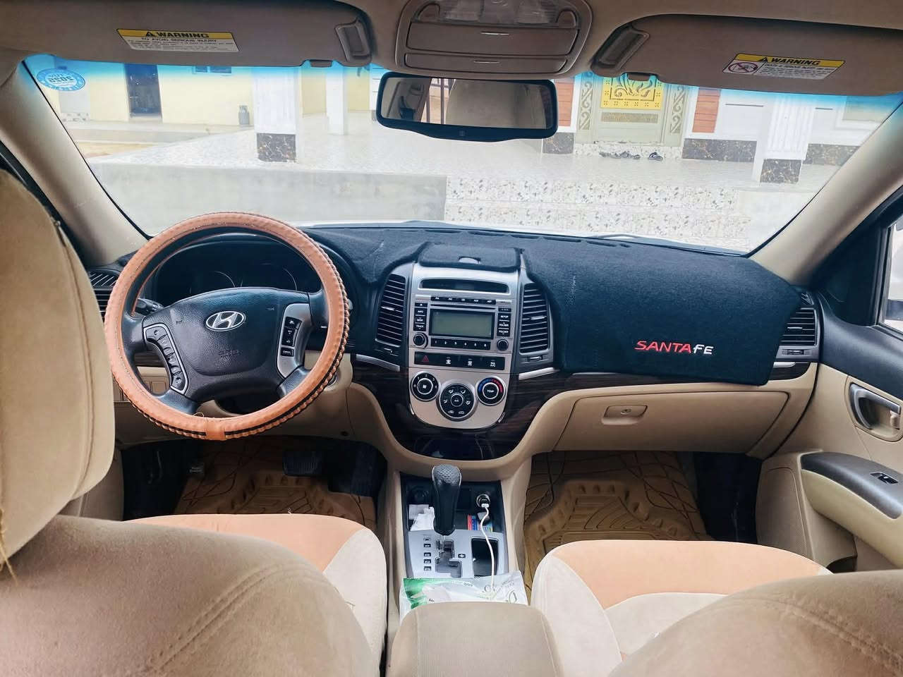 السلام عليكم للبيع سنتافي 2011 خليجي فول مواصفات عده الفتحه 7️⃣ راكب 3️⃣ قطع تبريد بصمه ابواب بصمه تشغيل محرك 4️⃣ سلندر 2400 كشن كهربائي تحكم استيرن جهتين مثبت سرعه السياره شرط بدون كص وبدون دواخل وبدون معجون رقم سليمانيه دولي باسمي شرط التحويل سنويه وهزه جديده السعر 125 وبيه مجال المكان صلاح الزين بيجي/***********
