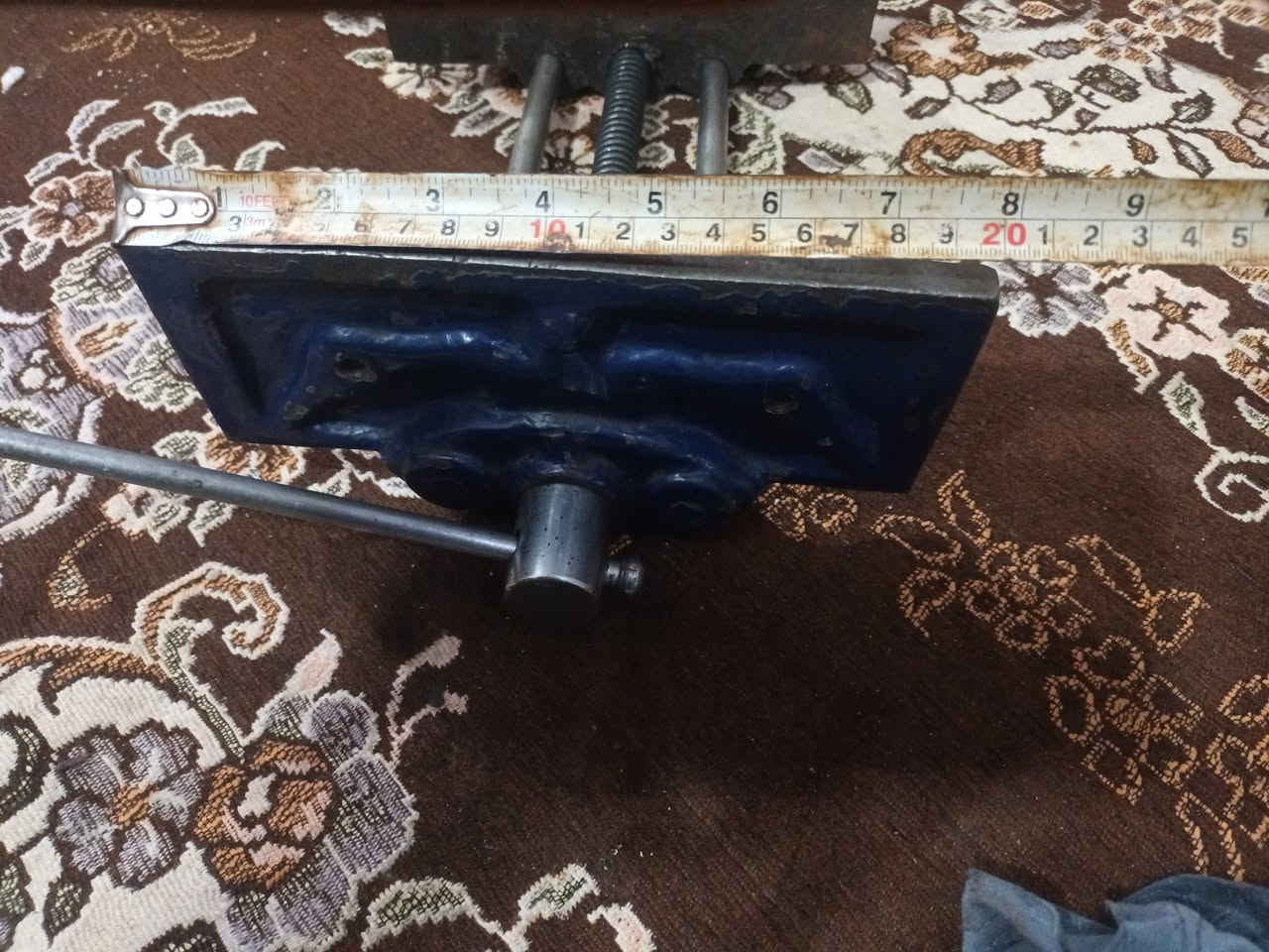 من رخصة الادمن المحترم منكنة نظيفة حيل وثقيله  سعره ٤٥ الف قياس ٢٠ سانتيم مكاني بغداد نهاية حي اور *********** يوجد توصيل بغداد ومحافظات
