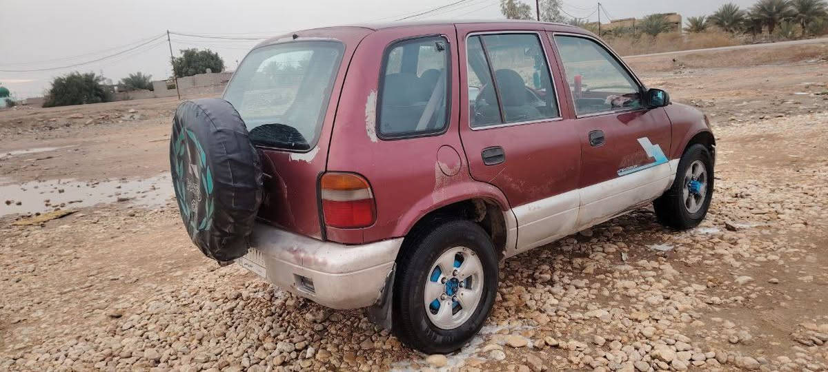 السلام عليكم كياسبورتج موديل 93رقم بغداد تحويل ثاني يوم سنوية ال 27
مكينة كير جدد كير عادي سيارة كفالةمن الضربة قطرة صبغ مابيهة  كهربائيات كلة شغال تخم تايرجديد تبريد ثلج حدادية جديدة سنتر لوك شغال ريمون شاشة وكامرة سيارة غرفة جديدة شرط سيارة ناعمة كلش سياره جاهزة مال جناي السعر 33وبيهة مجال جدآ جدآ قليل المكان بابل القاسم رقم الهاتف ***********
