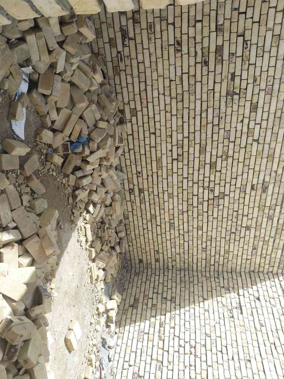 سلام عليكم
هيكل للبيت مساحة 100 متر بحي السبل قرب سجن الاصلاحي سايمه 20 مليون وبيه مجال للطيبين 
اتصل وتدلل ***********
