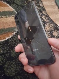 ايفون اكس عادي للبيع اي استفسار07774607717