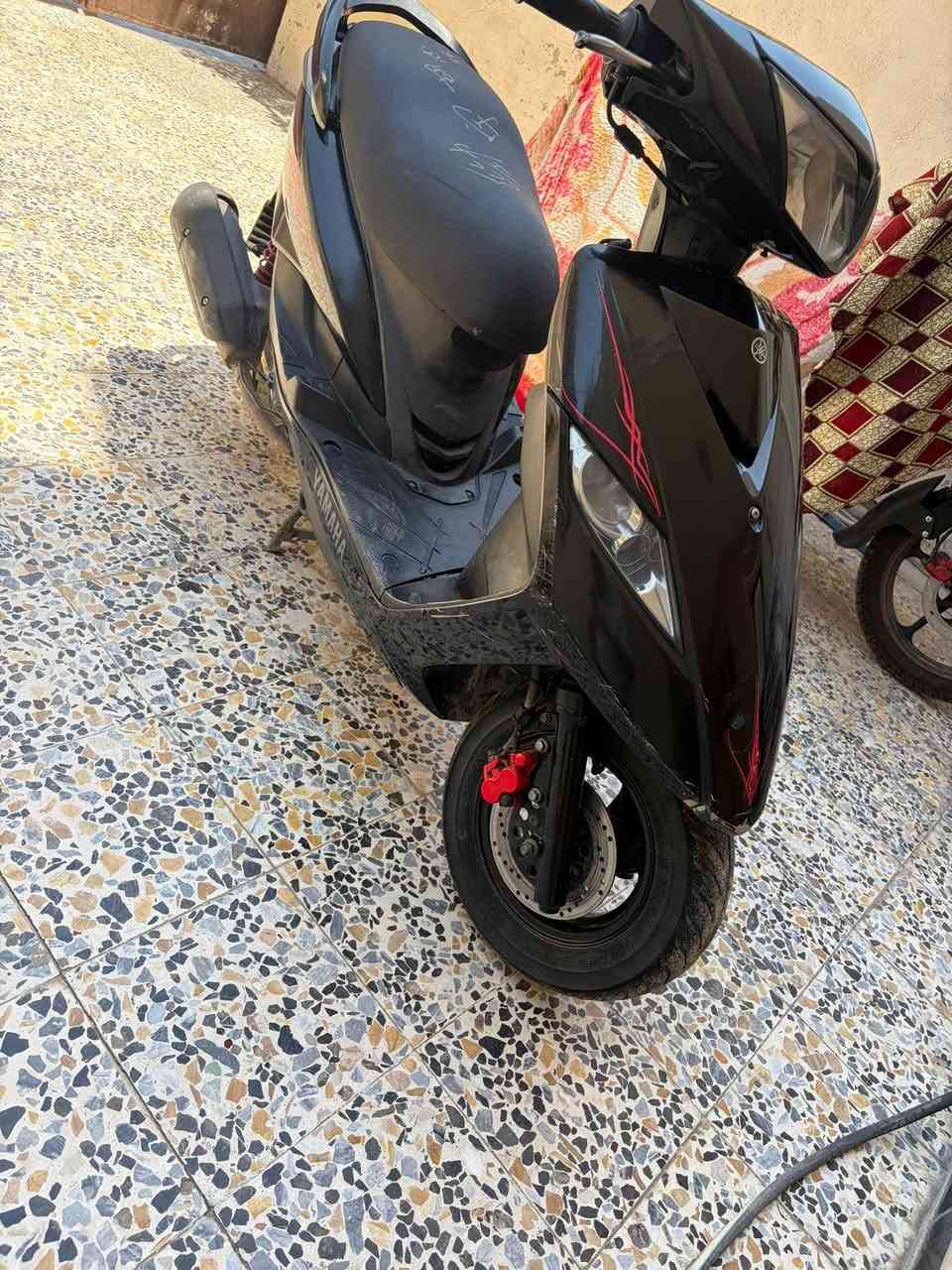 ماكس ثعلب
دراجه نفس مدا تلاحضوها ميحتاج احجي واكتب جرايد
سعر ٧٥٠ وبيها مجال بسيط جدا 
سبب البيع اخذت دايوان جبلي 
مكاني حي العدل غزاليه


**إذا كنت صاحب هذا الإعلان وتريد حذفه لأي سبب، رجاءا أرسل رسالة إلى الدعم الفني**