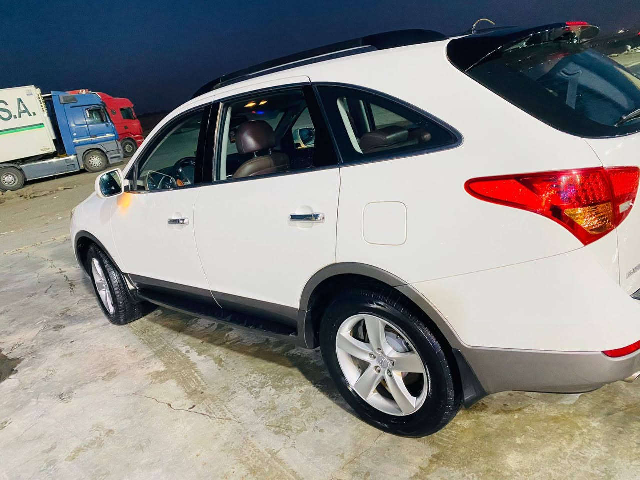 هونداي فيره كروز موديل ٢٠١١
محرك ٦سلندر 
فتحه سقف 
تايرات جدد 
مرايات كهربائيات 
رقم اربيل دولي 
سنويه لحد2029
بيه بطاقه بنزين 
بعد بيه مواصفات 
خابر صاحب سياره باقي تفاصيل 
مكاني كركوك -داقوق 
رقم صاحب سياره ***********
السعر ١٥٥
